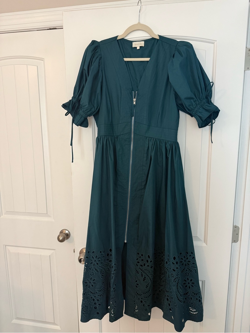 Woman Entro Dress